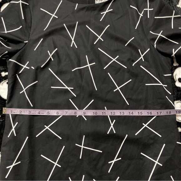 PINK MARTINI Black white crosshatch design short sleeve a-line dress goth MEDIUM - Picture 9 of 14